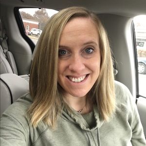 Meet your Posher, Katelyn